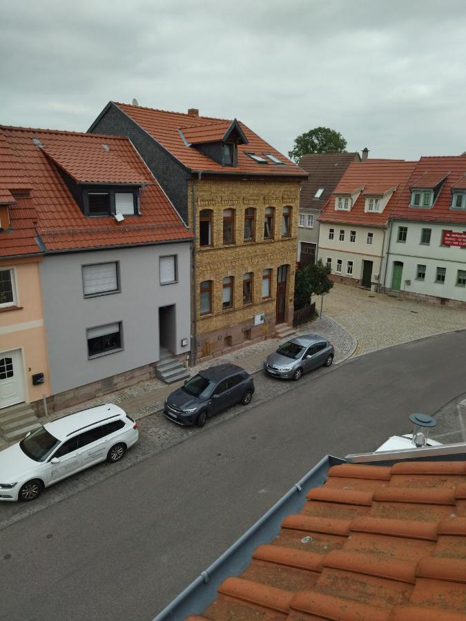 Schmal & Hoch - Willkommen Im Schmalsten Haus Von Bad Frankenhausen Kültér fotó