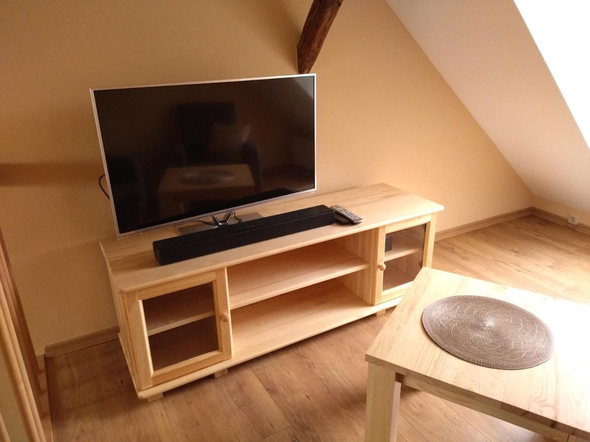 Schmal & Hoch - Willkommen Im Schmalsten Haus Von Bad Frankenhausen Kültér fotó
